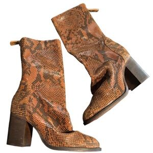 Free People Elle Slouch Boots Snake Python Brown Size 8 NEW